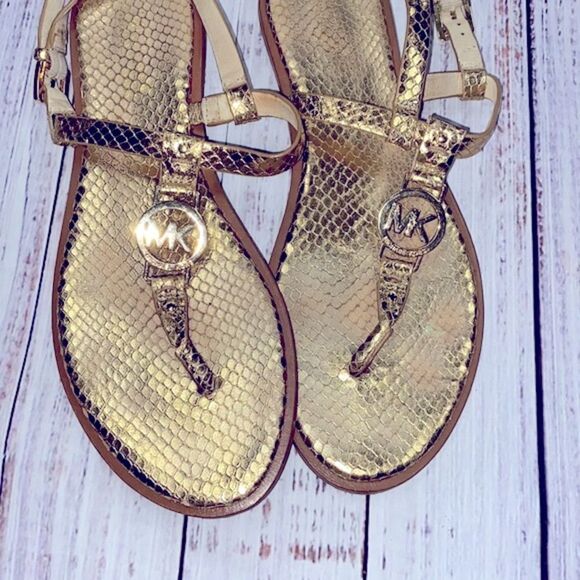 MICHAEL KORS Sondra iconic gold snake thong MK logo sandals size 8 1/2 - Picture 3 of 9